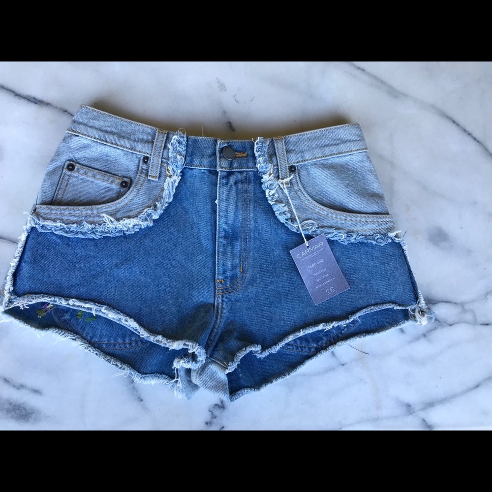 🌊SOLD🌊Carmar Embroidered Shorts - Picture 4 of 4